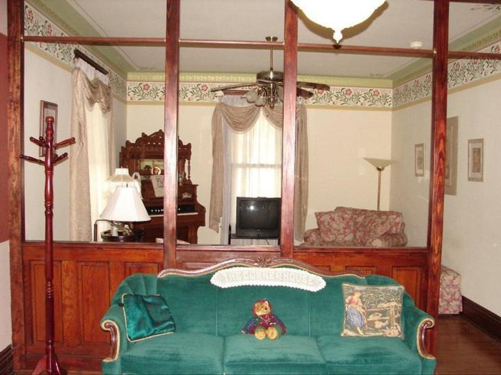 Nicholasville ザ コーナー ハウス ベッド アンド ブレックファスト Bed & Breakfast エクステリア 写真